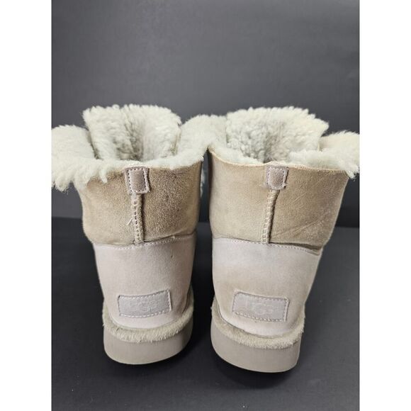 Winter UGG Women 7 - Picture 10 of 11